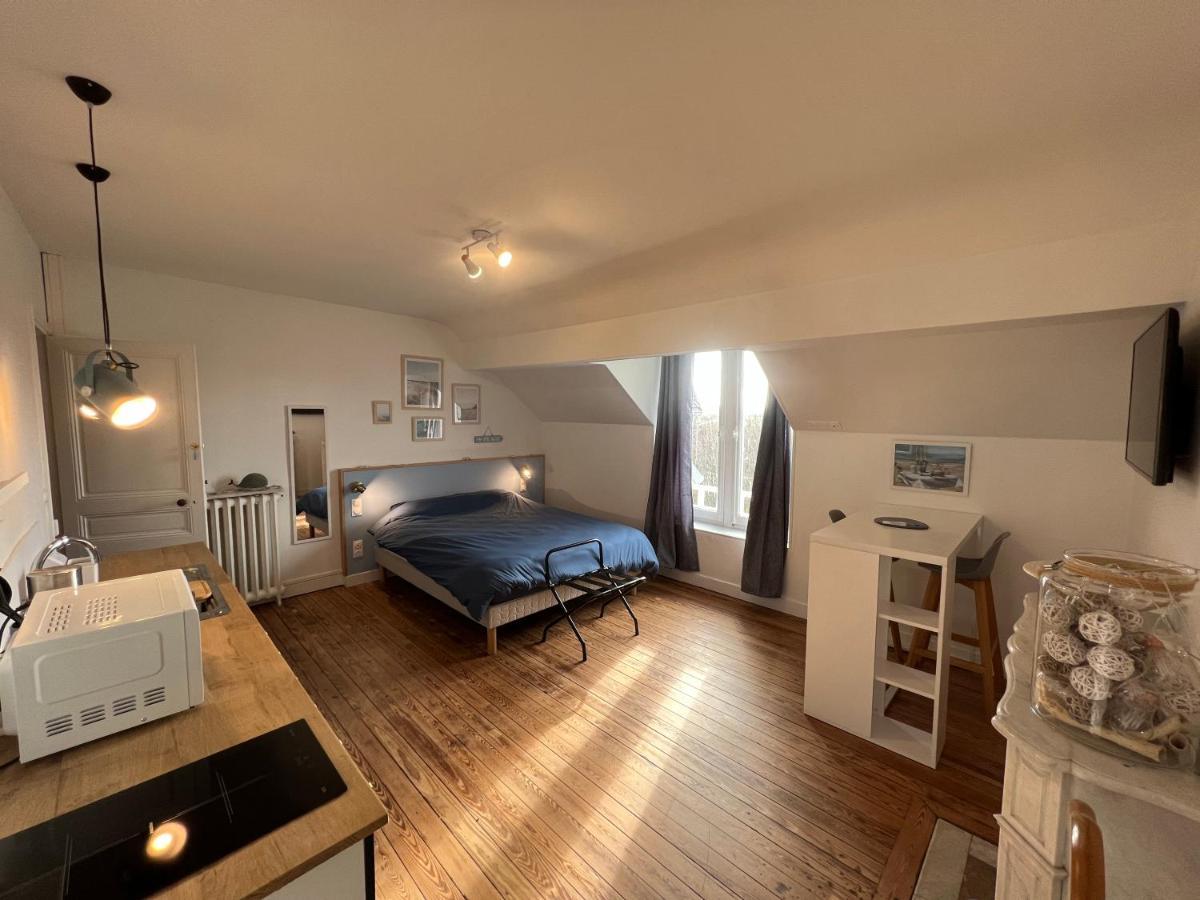 Le Manoir Des Lys Apartment Tilly-sur-Seulles Ngoại thất bức ảnh