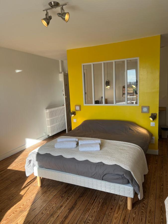 Le Manoir Des Lys Apartment Tilly-sur-Seulles Ngoại thất bức ảnh