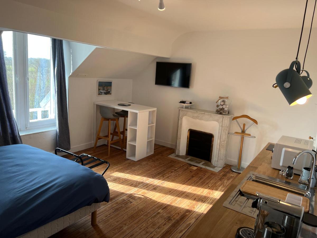 Le Manoir Des Lys Apartment Tilly-sur-Seulles Ngoại thất bức ảnh